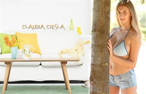 Claudia Ceisla hot in bikini
