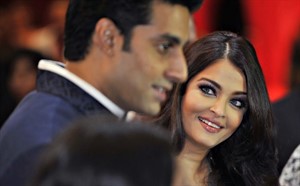 Aishwarya Rai Abhishek Bachchan love secene