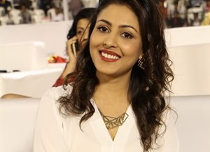 Madhu Shalini tamil telgu actress