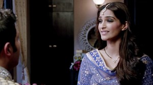 Sonam Kapoor latest pic,wallpapers,images