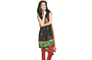 Download Anushka Sharma Hd Wallpapers, anushka sharma in indian dress