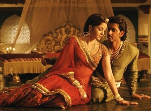 Hrithik Roshan aishwarya rai romantic scenes in umraao jaan love scene