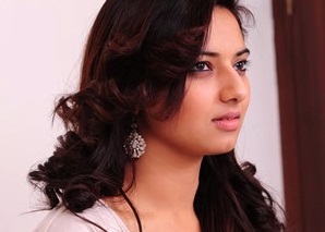 Isha chawla tamil telgu actress