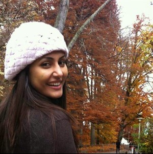Hina Khan Looking Hot, HD Wallpapers