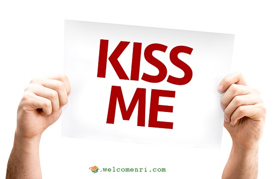 Kiss Me Images for Whatsapp
