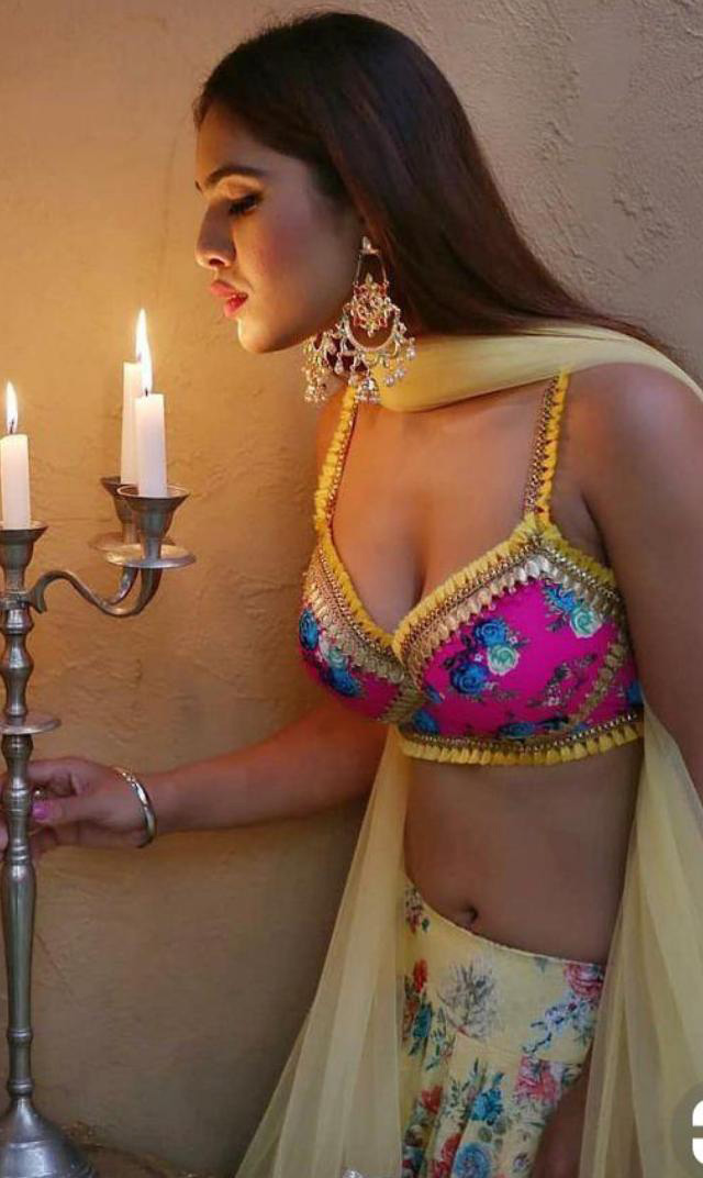 Beautiful Models in Saree
