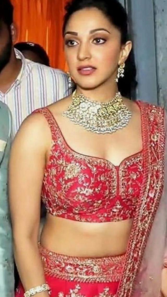Beautiful Models in Saree