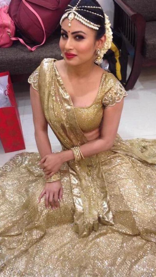 Beautiful Models in Saree