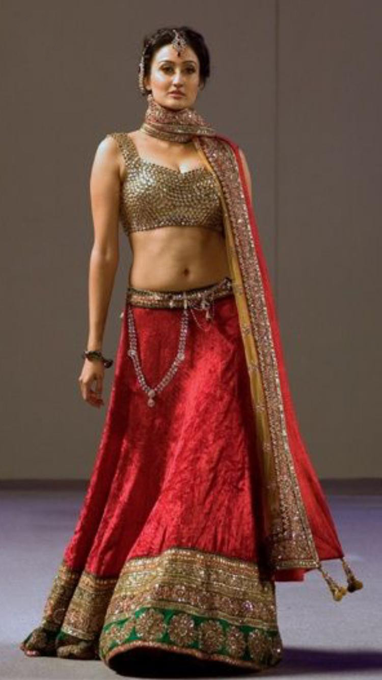 Beautiful Models in Saree