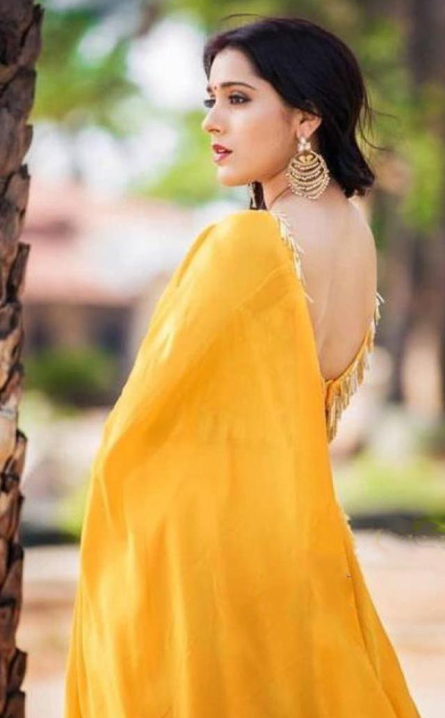 Beautiful Models in Saree