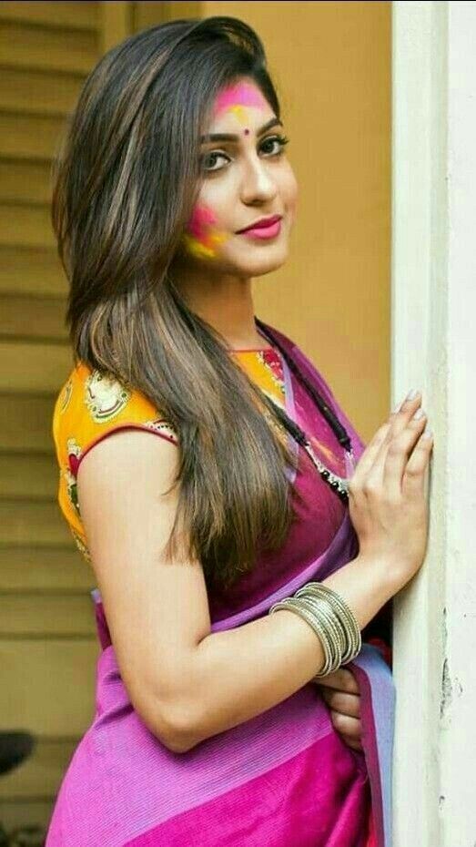 Beautiful Models in Saree