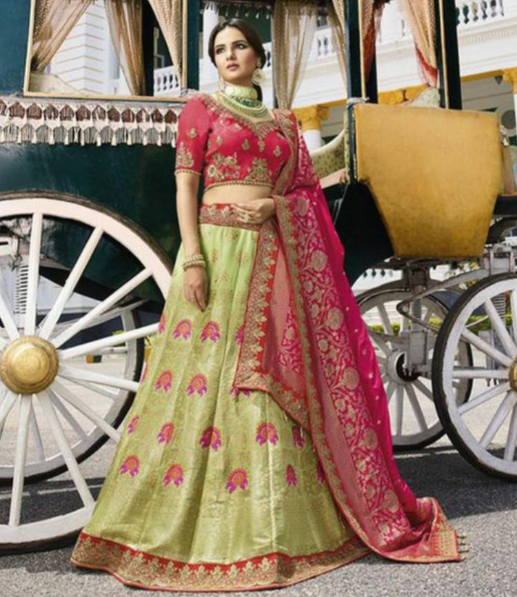 Bollywood Bridal Lehenga | Best Indian Bridal Lehenga images