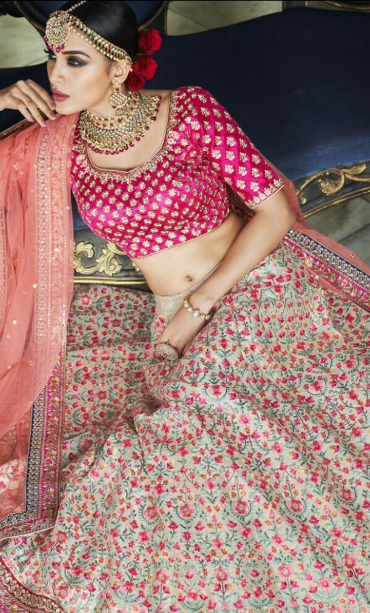 Bollywood Bridal Lehenga | Best Indian Bridal Lehenga images