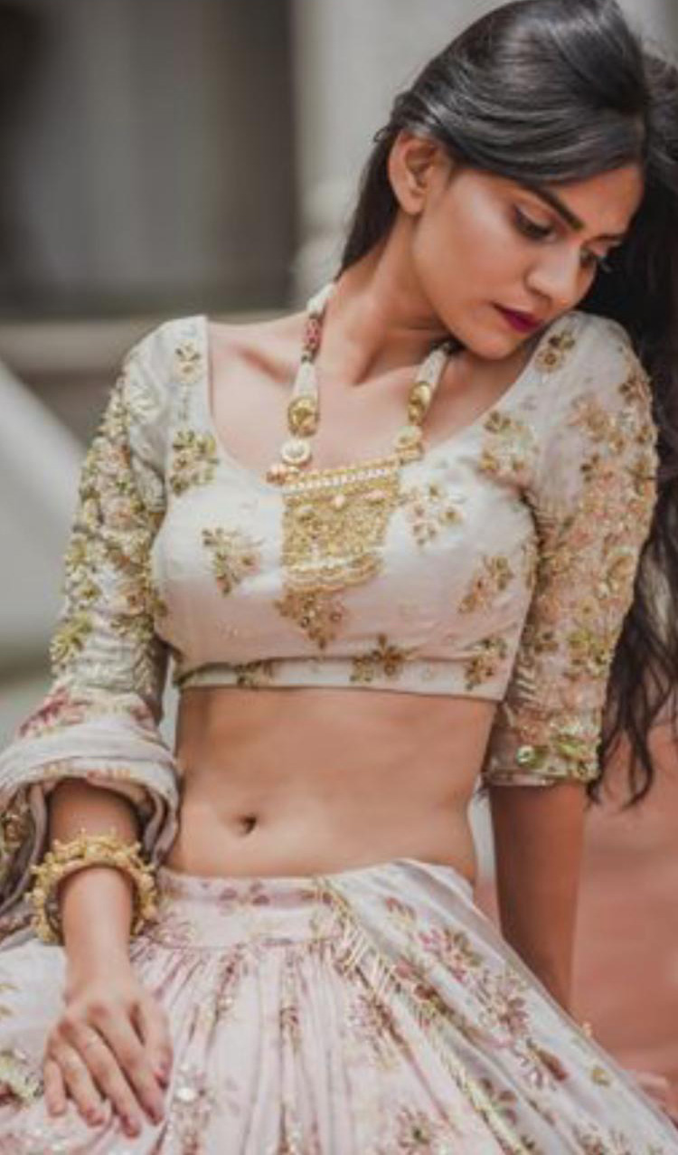 Bollywood Bridal Lehenga | Best Indian Bridal Lehenga images