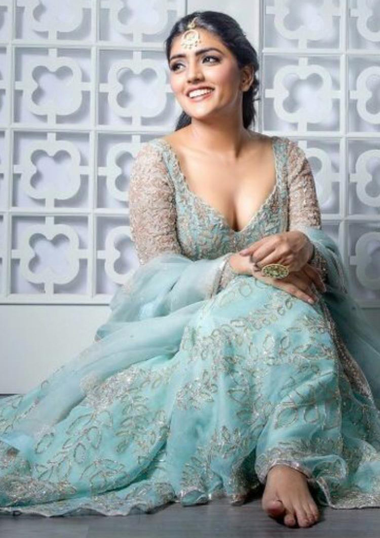 Bollywood Bridal Lehenga | Best Indian Bridal Lehenga images