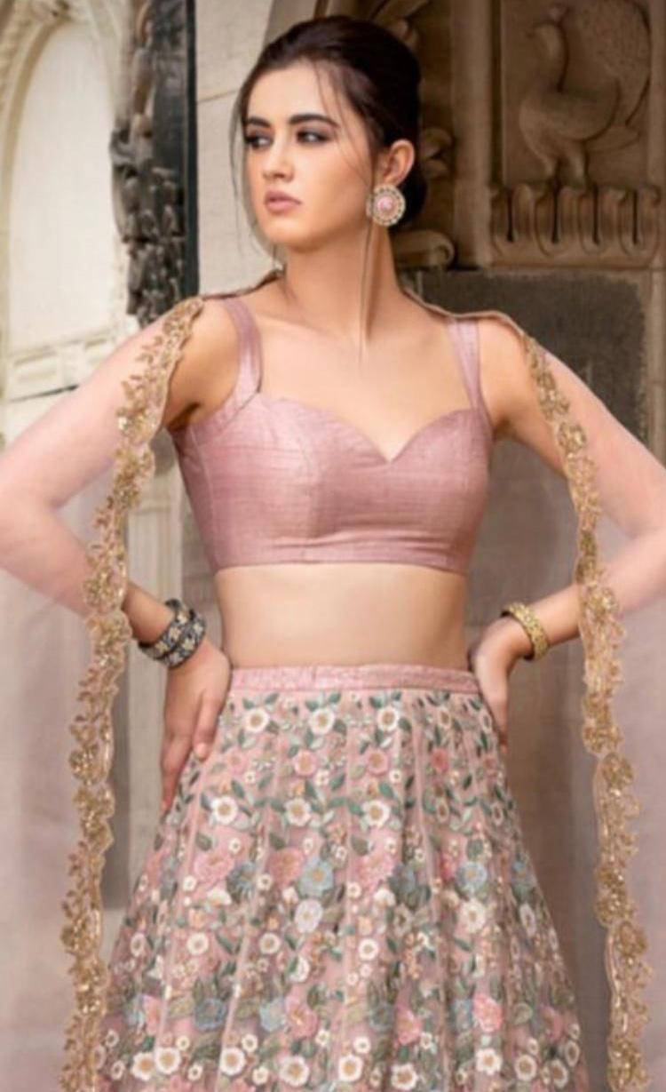 Bollywood Bridal Lehenga | Best Indian Bridal Lehenga images