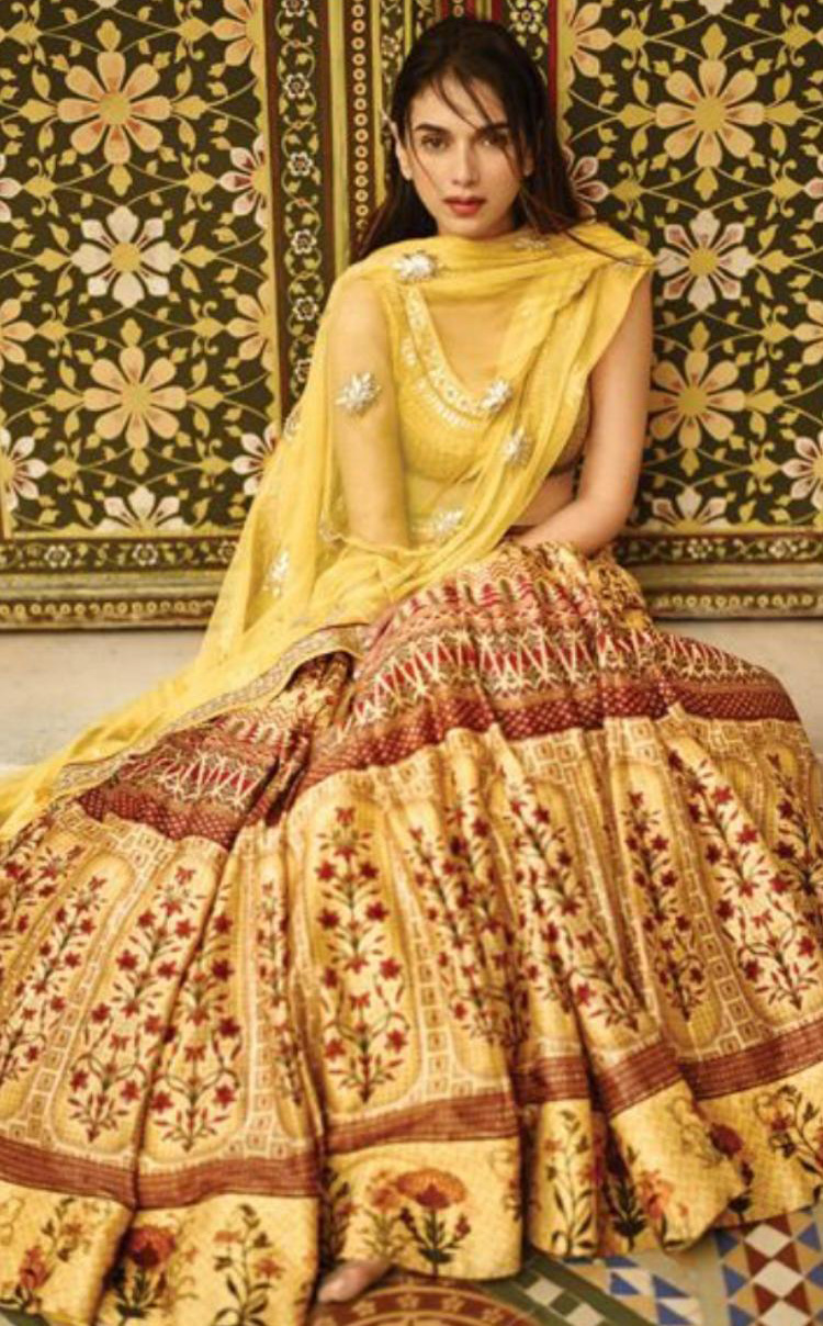 Bollywood Bridal Lehenga | Best Indian Bridal Lehenga images