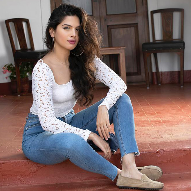 Curvy South Indian Actresses
