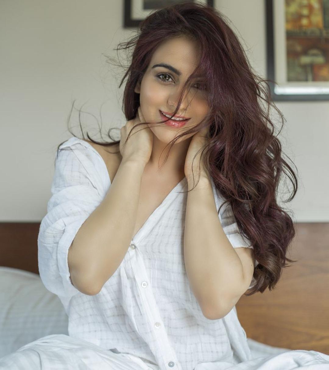 Curvy South Indian Actresses