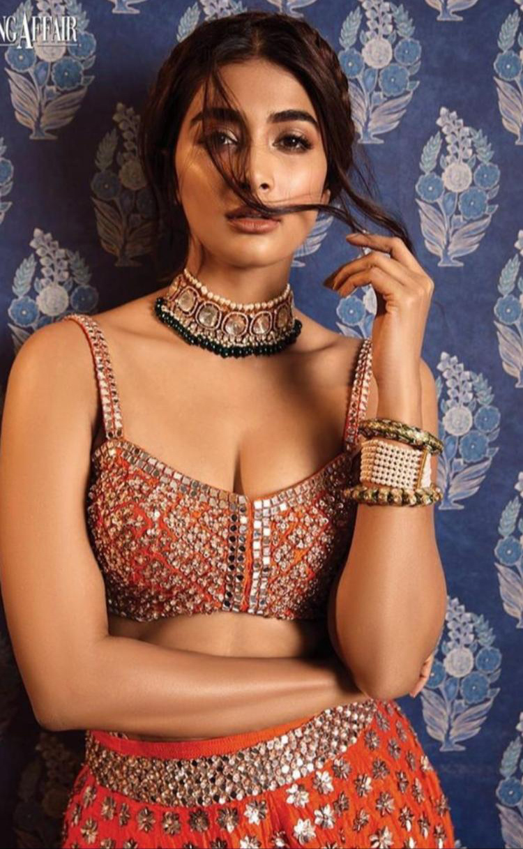 On The Couch Actresses | Bollywood Celebs On The Couch