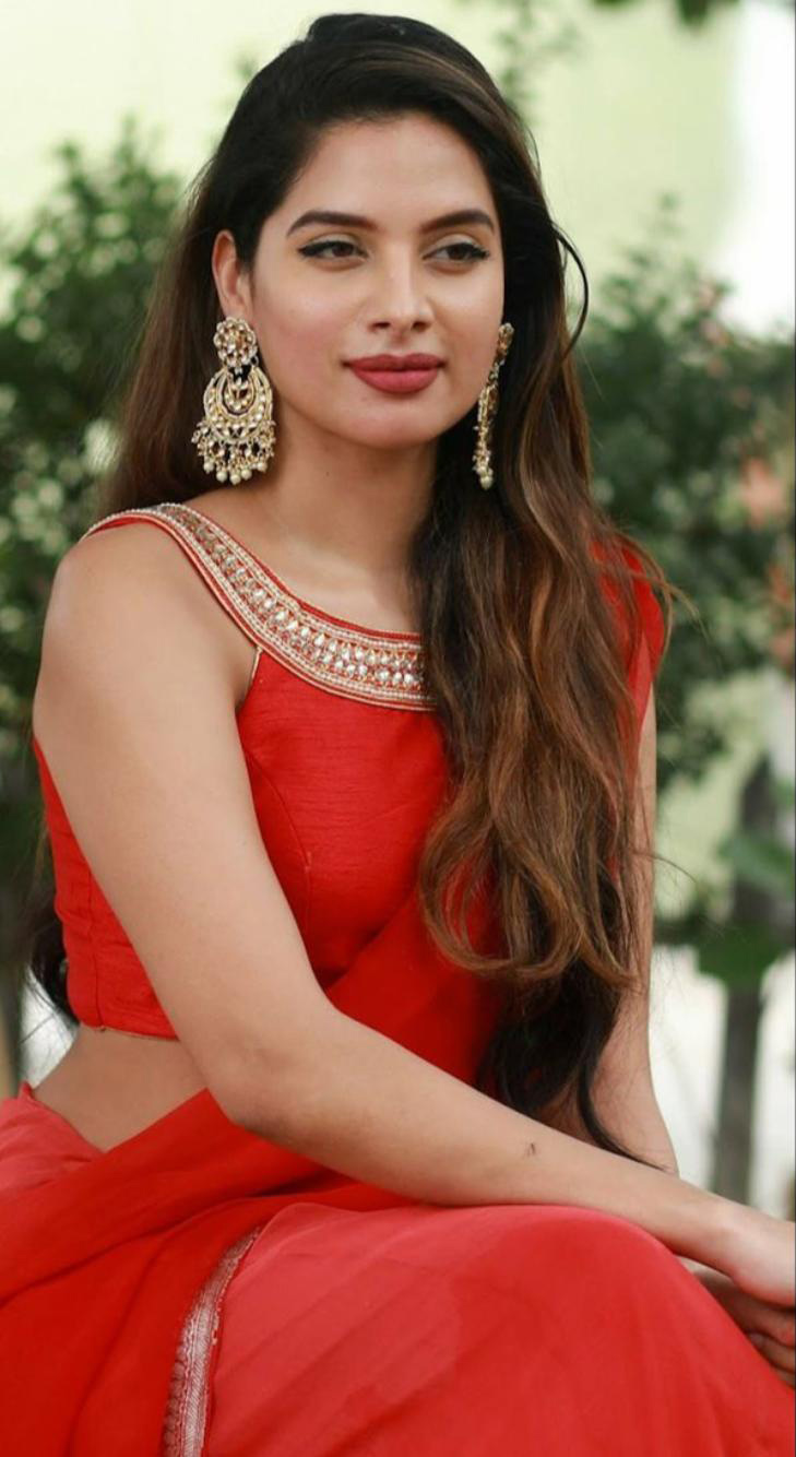 On The Couch Actresses | Bollywood Celebs On The Couch