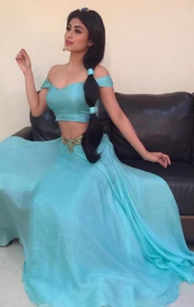 On The Couch Actresses | Bollywood Celebs On The Couch