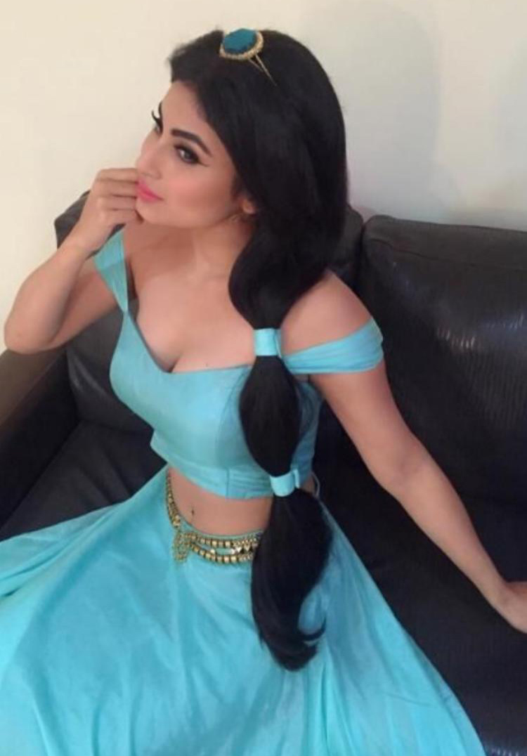 On The Couch Actresses | Bollywood Celebs On The Couch