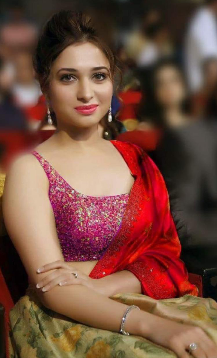 On The Couch Actresses | Bollywood Celebs On The Couch