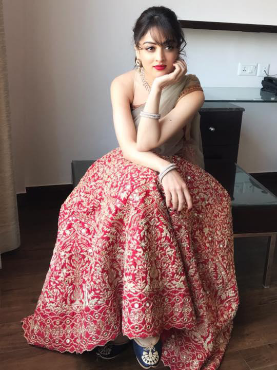 On The Couch Actresses | Bollywood Celebs On The Couch