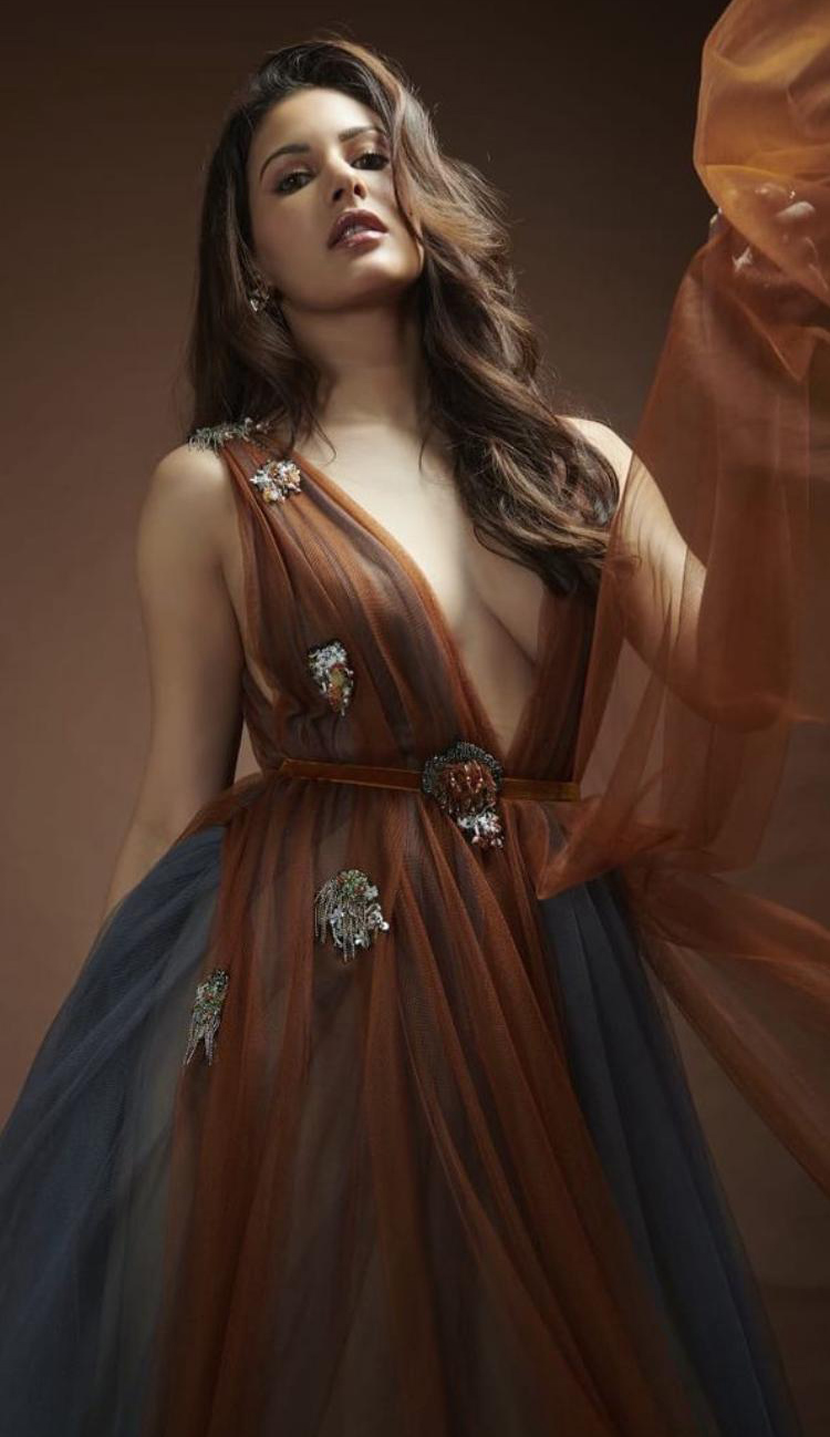 Perfect Figure Actress