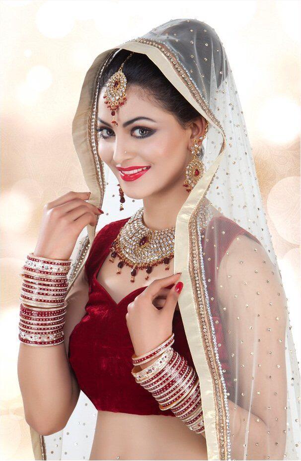 Perfect Figure Actress