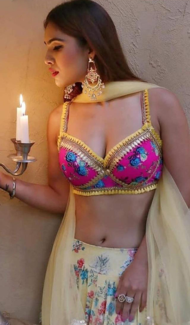 Sensuous Bollywood Actresses