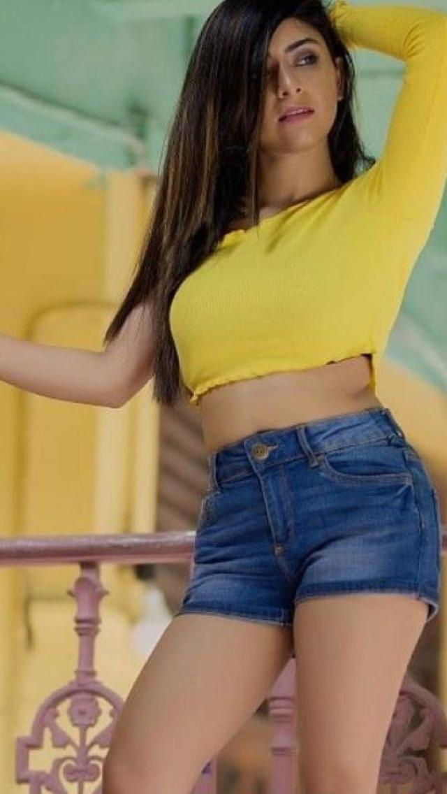 Sensuous Bollywood Models