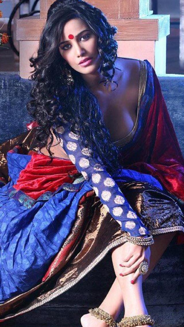 Sensuous Bollywood Models
