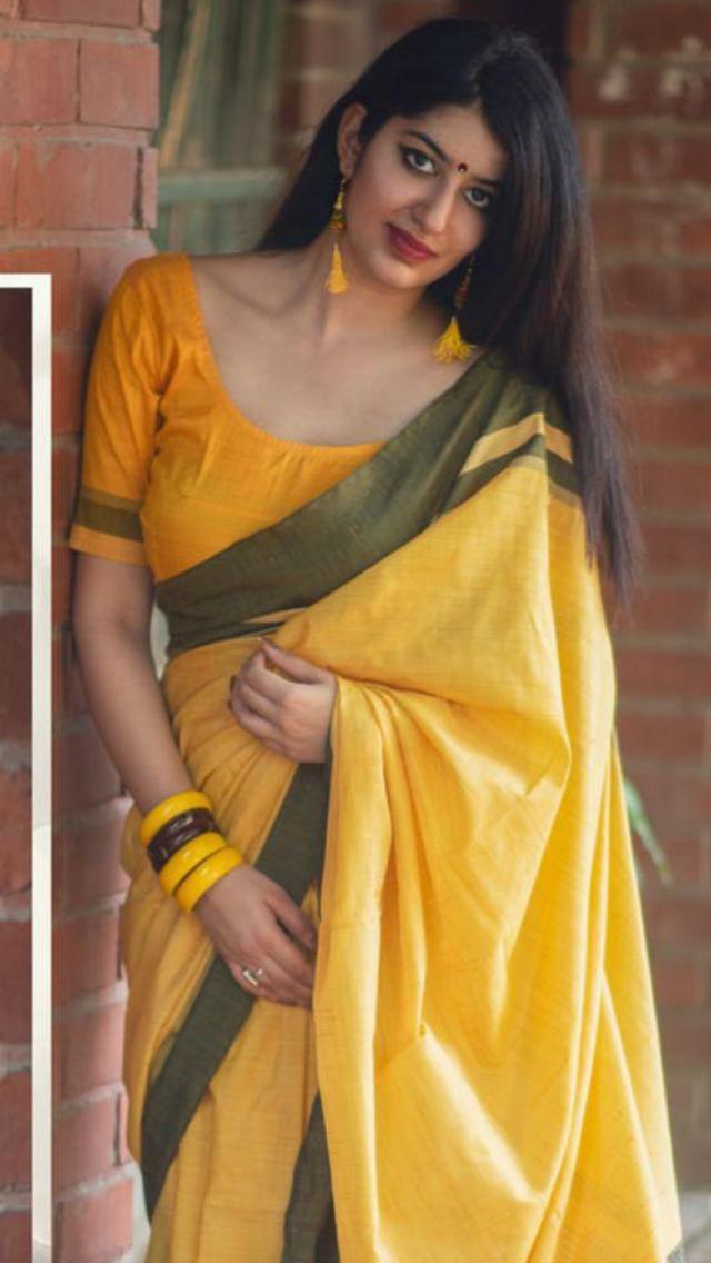 Sensuous Bollywood Models