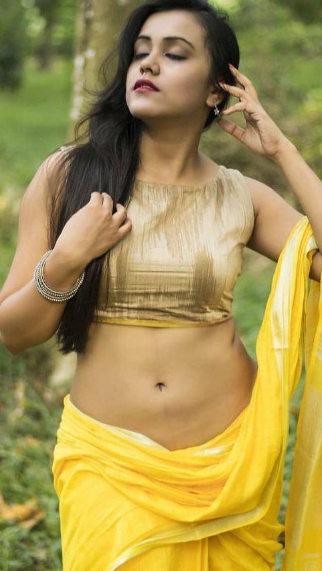Sensuous Bollywood Models