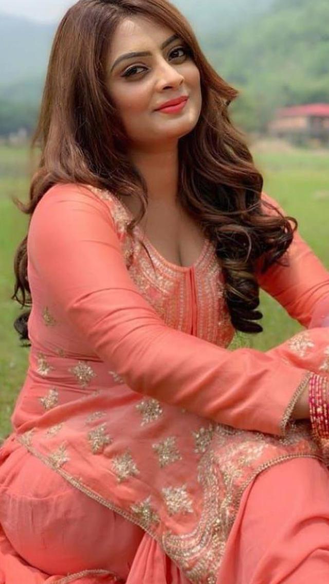 Sensuous Bollywood Models