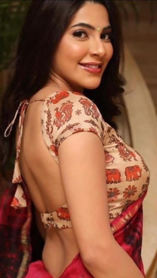 Sensuous Bollywood Models