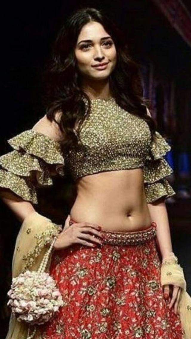 Spicy Bollywood Actresses