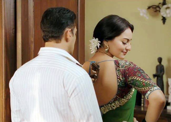 Sonakshi Sinha Blackless Photos Sonakshi Sinha Blackless Photos